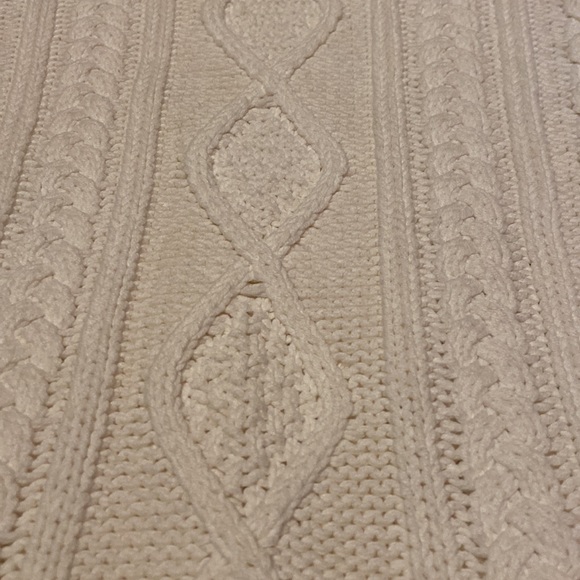EDDIE BAUER Size S Cable Knit Sweater - Picture 2 of 13